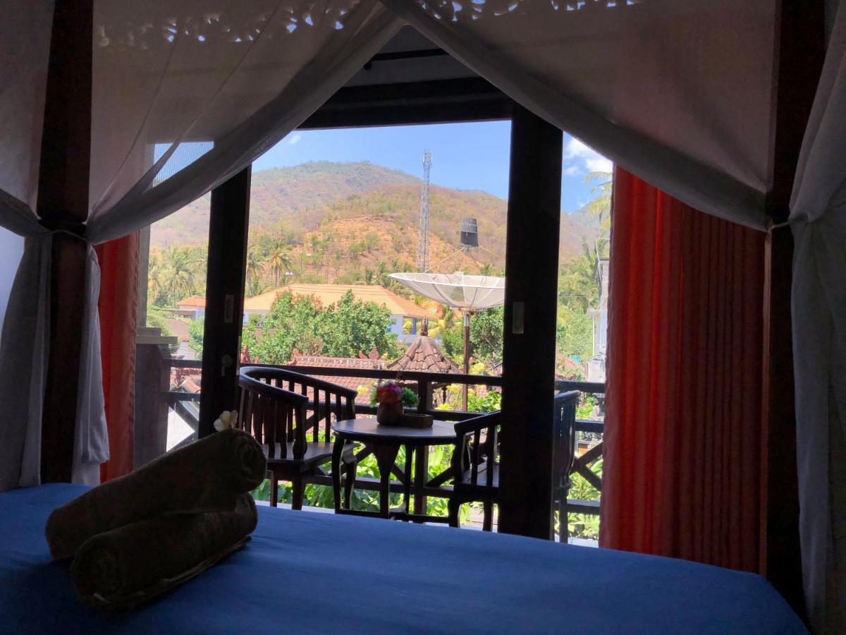 Tira Amed Homestay Exterior photo