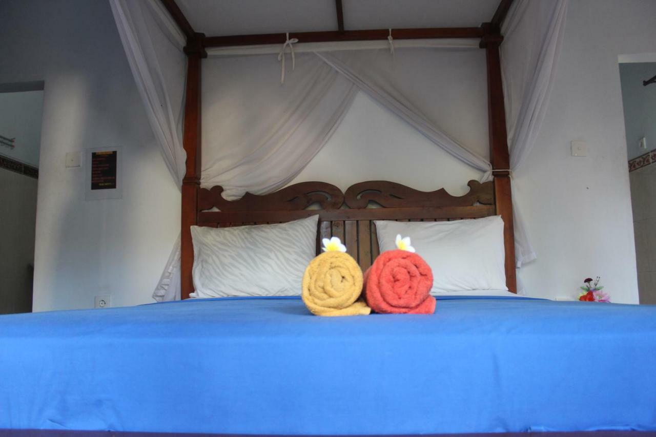 Tira Amed Homestay Exterior photo